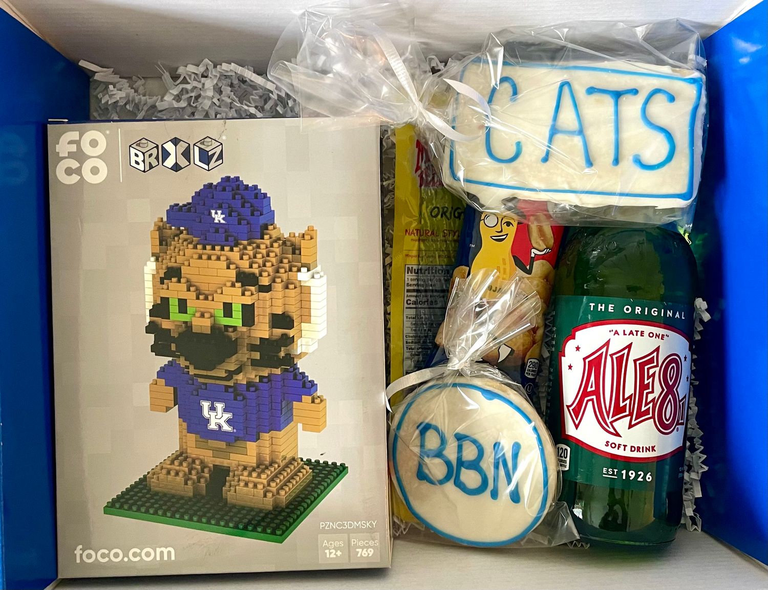 BUILD SOMETHING GREAT (UK MASCOT LEGO EDITION)