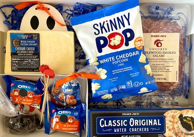 TRUE BLUE CHAR-BOO-TERIE