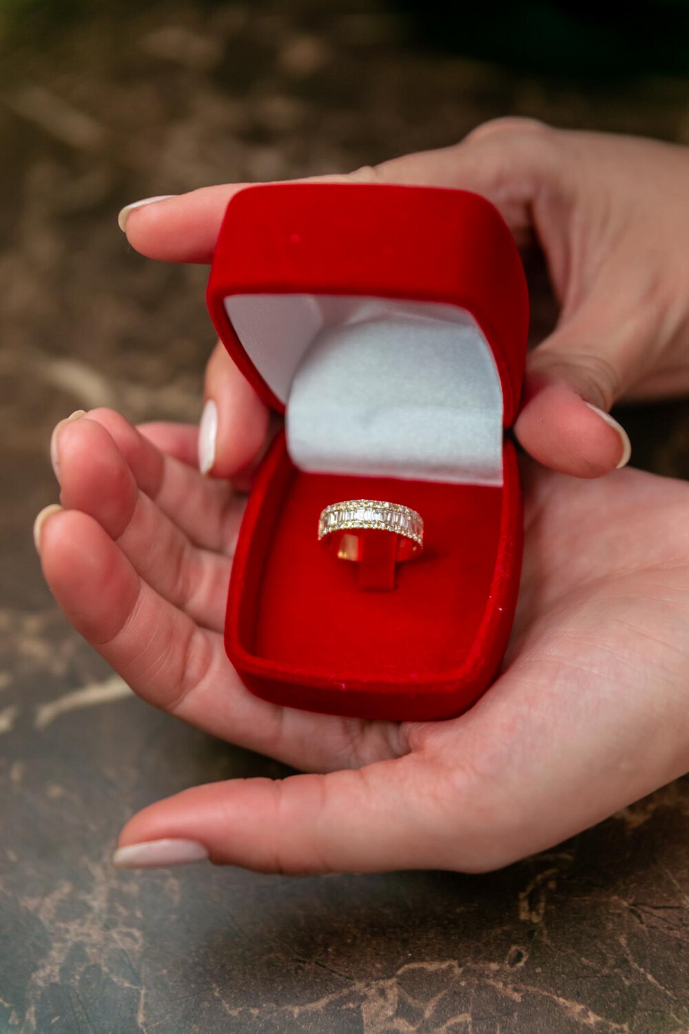 Aliança De Ouro Amarelo Com Diamante