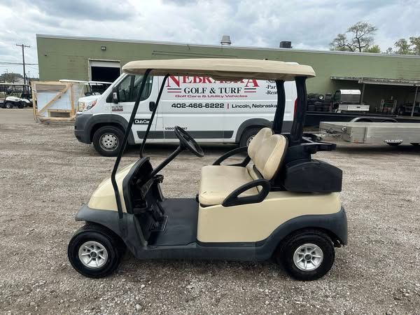 2004 Club Car Precedent Electric
