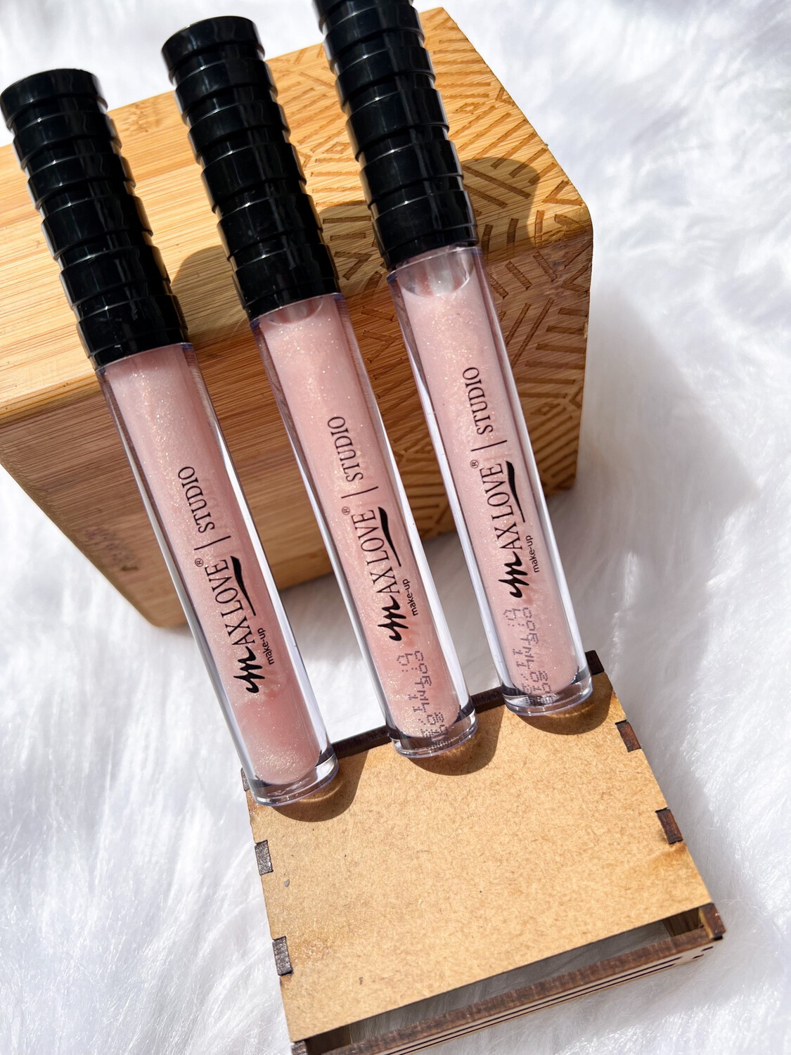 Gloss Thick lips 208 Max Love