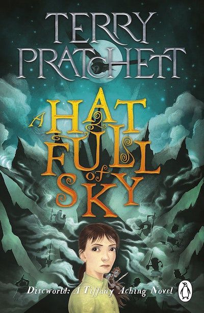 A Hat Full of Sky by Terry Pratchett (Discworld Tiffany Aching 2)