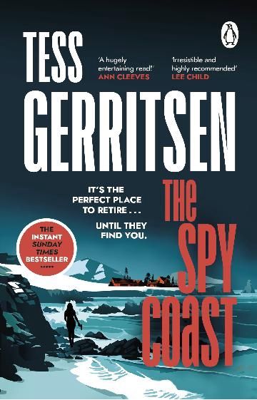The Spy Coast by Tess Gerritsen (PB)