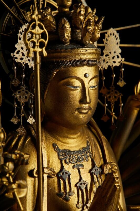Senju Kannon Keiha Gold (千手観音 慶派)