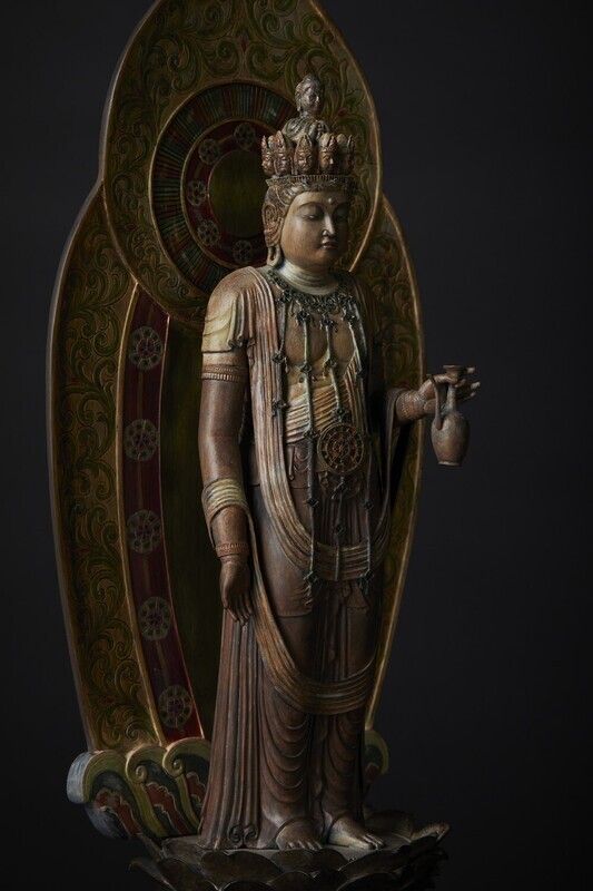Juuichimen Kannon (十一面観音立像)