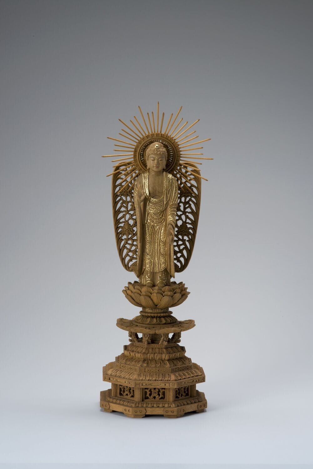 Kusunoki Amitabha (楠木九重八角台西型唐草光背眼入切金付立阿弥陀)