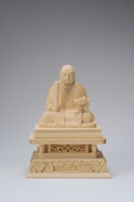 Hinoki Nichiren (桧木日蓮)