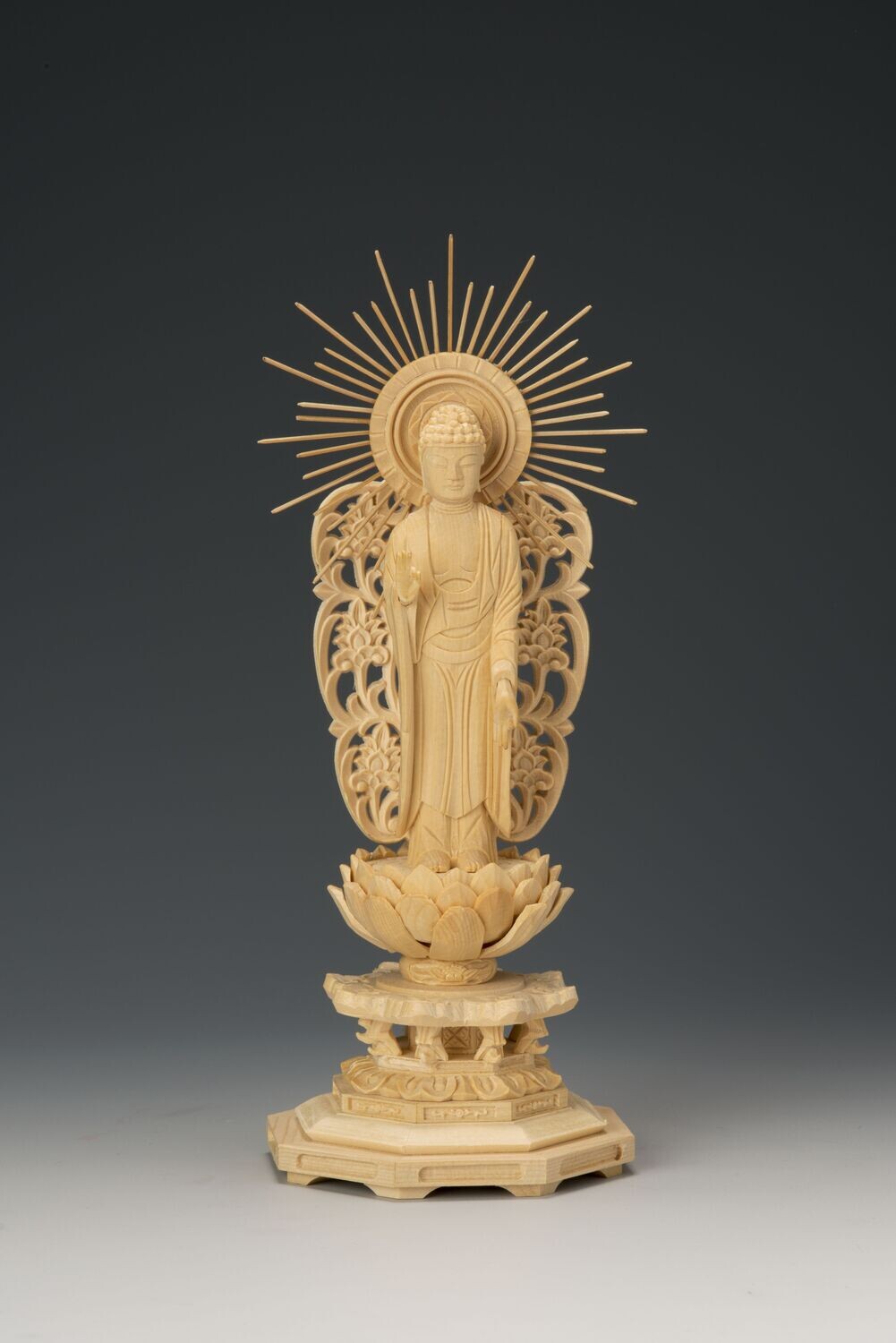 Hinoki Amitabha (桧木八角台西型唐草光背立阿弥陀)