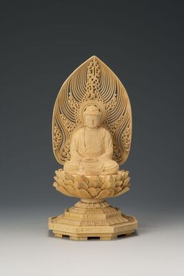 Tsuge Shakyamuni (本柘植ミニ八角台水煙光背釈迦)