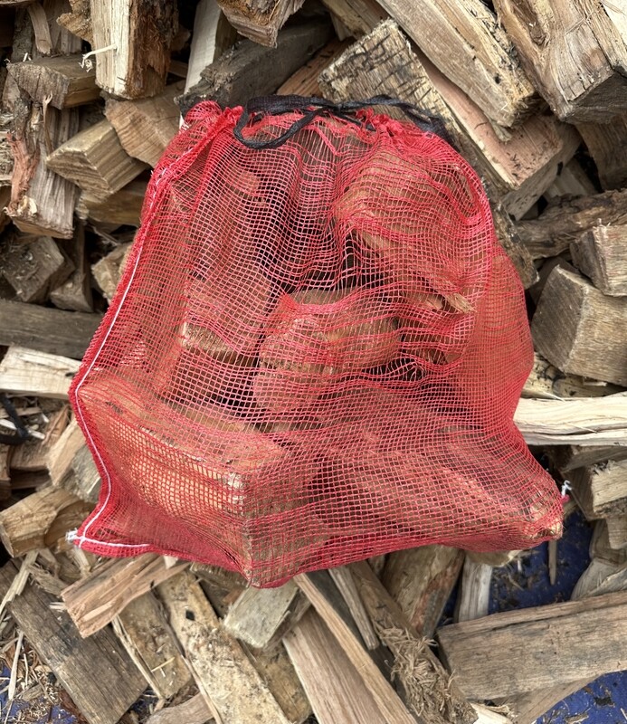 Big Bag of Smoking Wood Chunks – 1.25 Cubic Feet