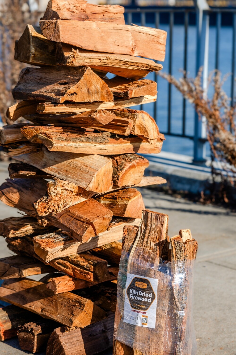Little Spark – 2 Boxes of Kiln Dried Firewood + Kindling