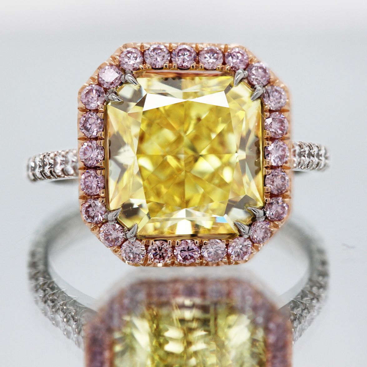 Scarselli 5.07 Carat Fancy Vivid Yellow Diamond Engagement Ring
