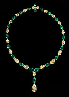 Scarselli 95.29 Carat Vivid Green Emerald and Fancy Yellow Natural Diamond Drop Necklace