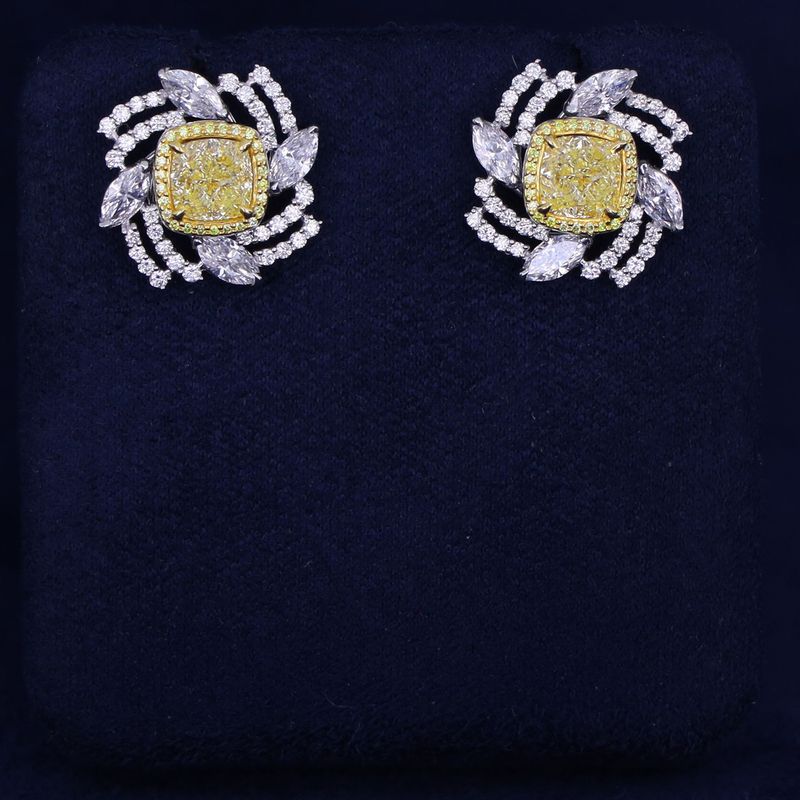 Scarselli 2.43 Carats Diamond Earrings