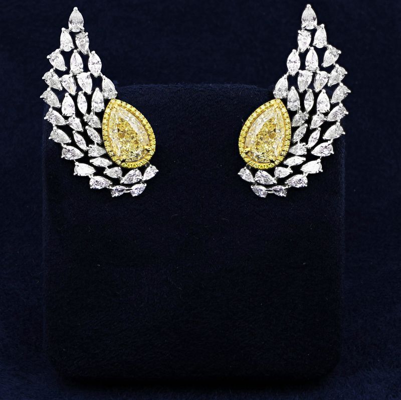 Scarselli 7.87 carats Natural Diamond Earrings
