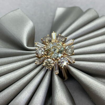 Fancy Brown and White Diamonds Diamond Ring