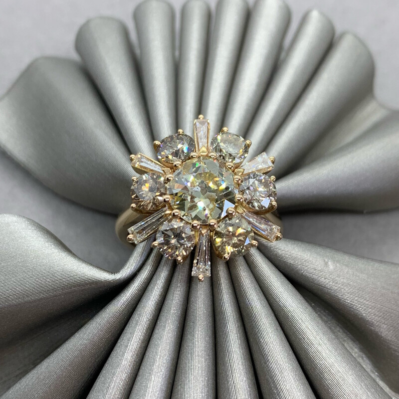 Fancy Brown and White Diamonds Diamond Ring
