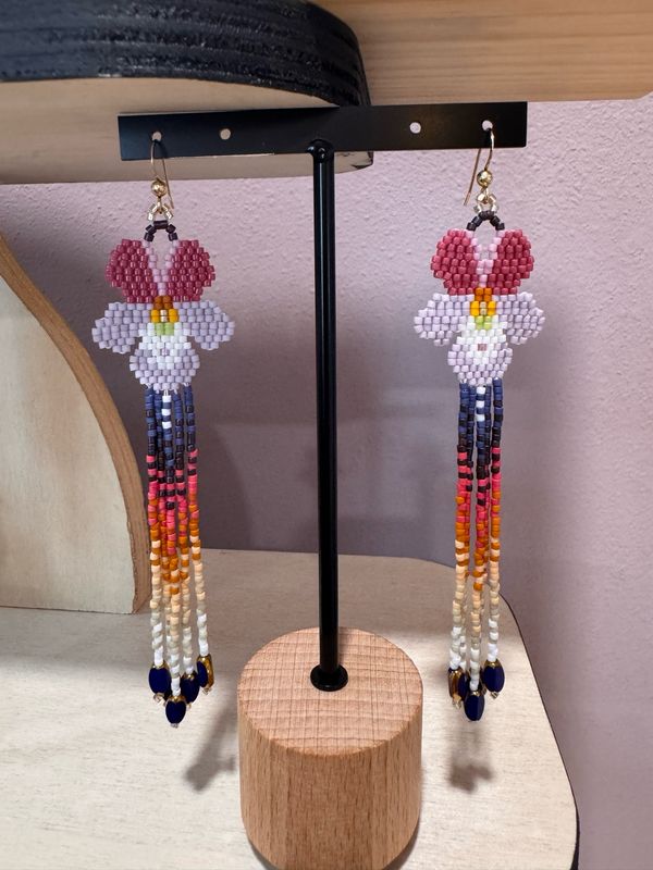 Minvely Floral Beaded Earrings