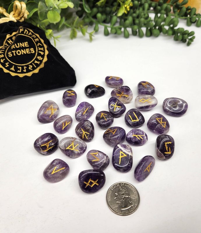 Chevron Amethyst Rune Sets with Velvet Pouch and Grid: Rune Sets with Velvet Pouch Only