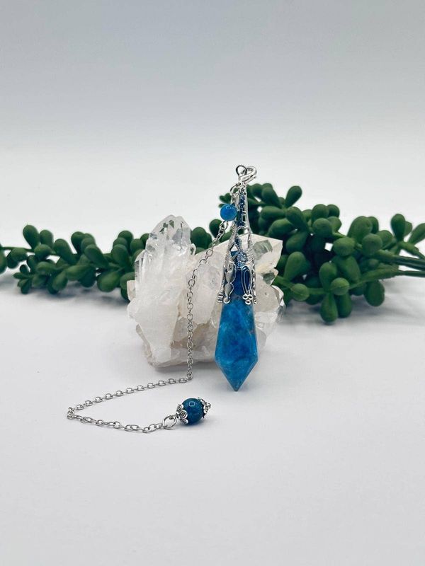 Blue Apatite Gemstone Art Deco Silver Color Pendulum