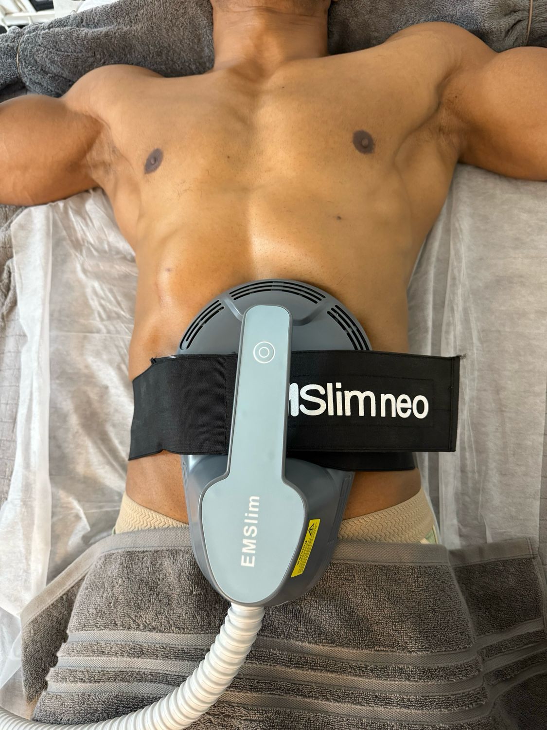 EmslimNeo + Manual Lymphatic Drainage — Abdomen &amp; Glutes
