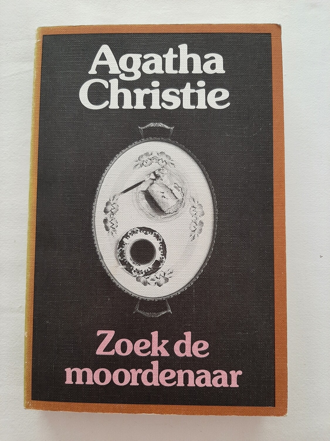 Zoek de moordenaar - Agatha Christie