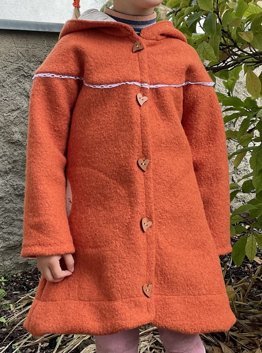 Kindermantel aus Wollwalk in orange Gr. 110