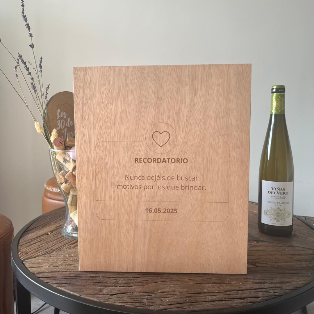 CAJA DE VINO Y COPAS PERSONALIZADAS