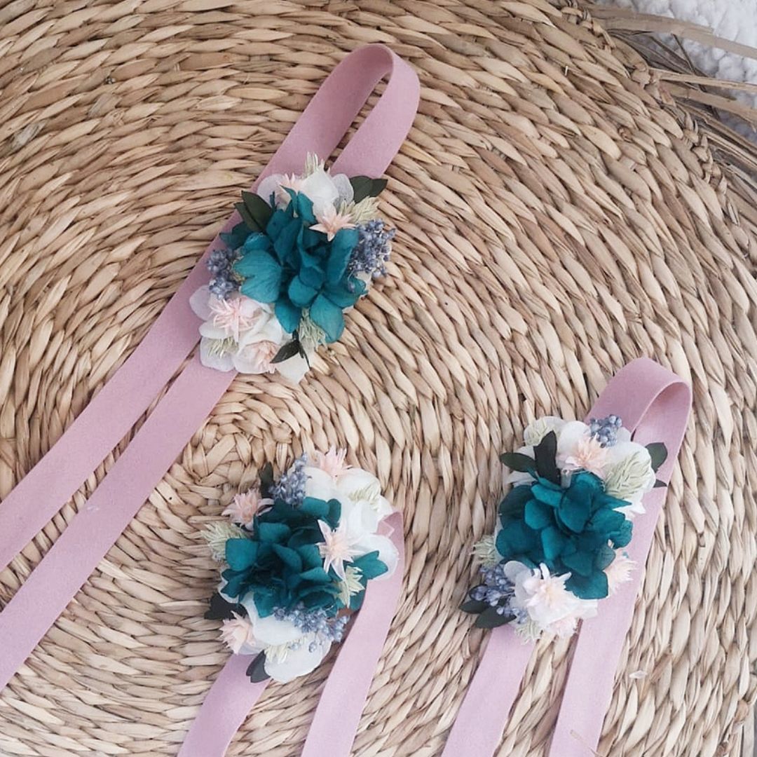 PULSERA  DE FLORES PRESERVADAS
