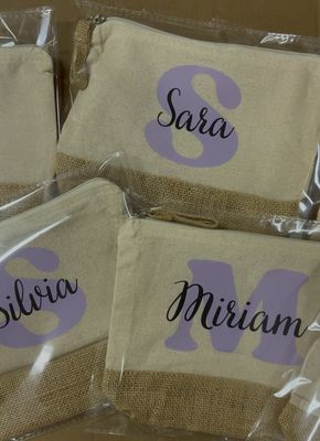 Neceser NUEVO DISEÑO nombre + inicial Neceser NUEVO DISEÑO nombre + inicial