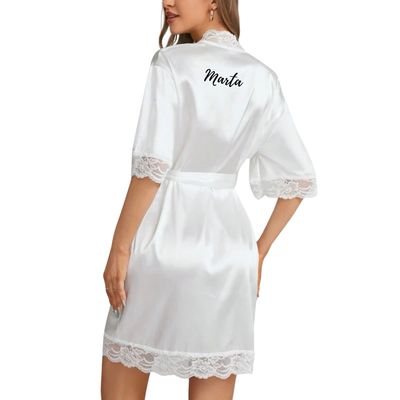 BATA DE NOVIA CON NOMBRE BLANCA PUNTILLA