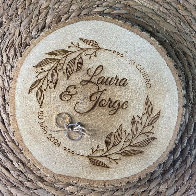 PORTA ALIANZAS RODAJA DE MADERA