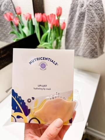 Hydrating Lip Mask