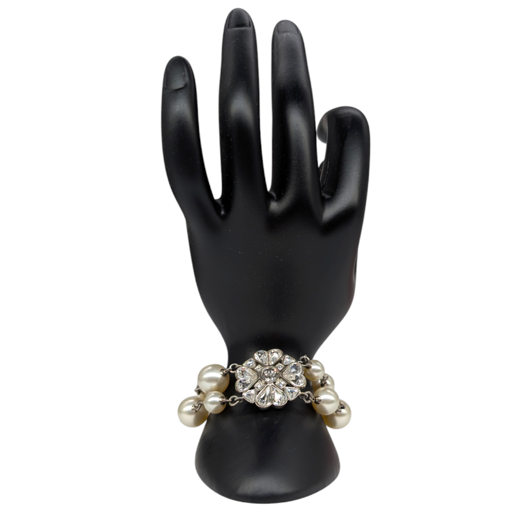 Chanel Pearl Braclet