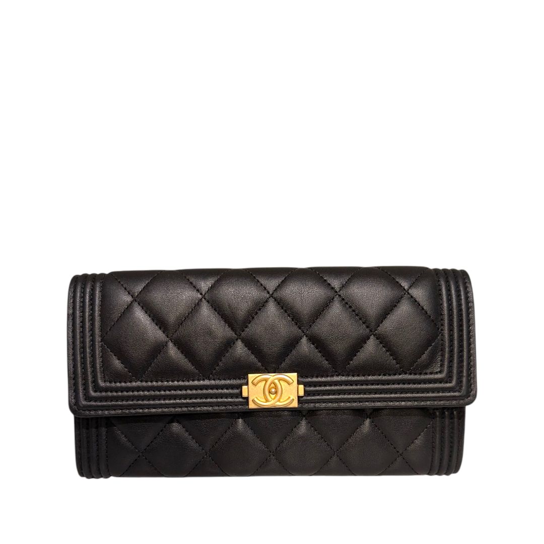 Chanel Caviar Quilted Large Boy Gusset Flap Wallet