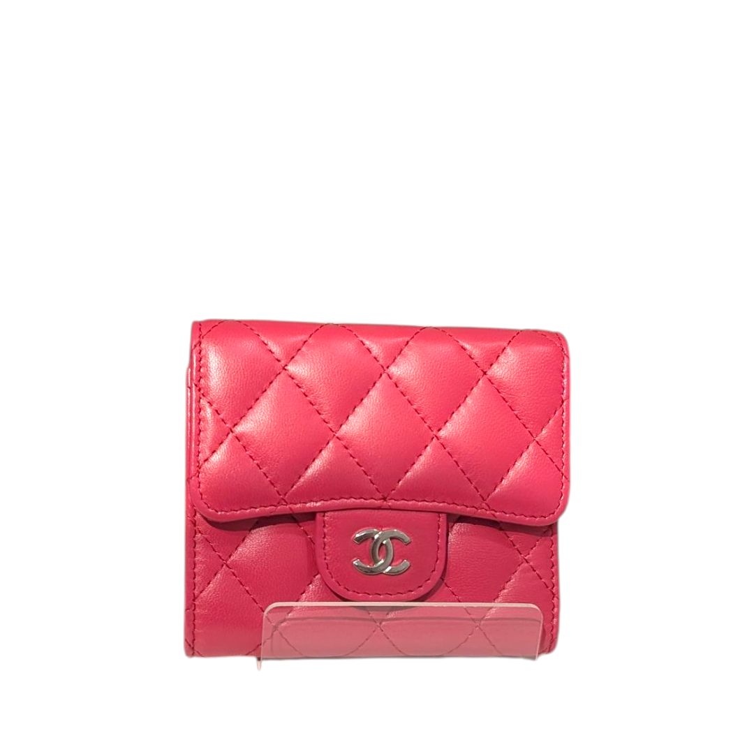 Chanel Lambskin Quilted Flap Card Holder