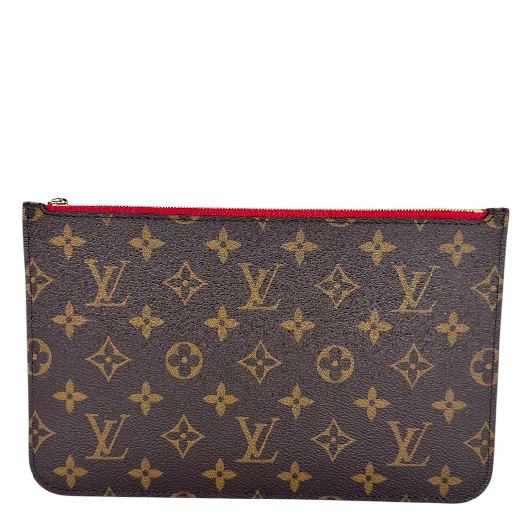 Louis Vuitton Monogram Neverfull Pochette......