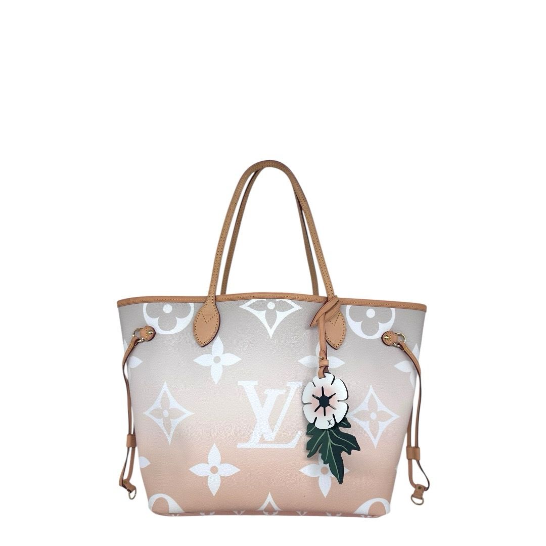 Louis Vuitton Monogram Giant By The Pool Neverfull MM Set