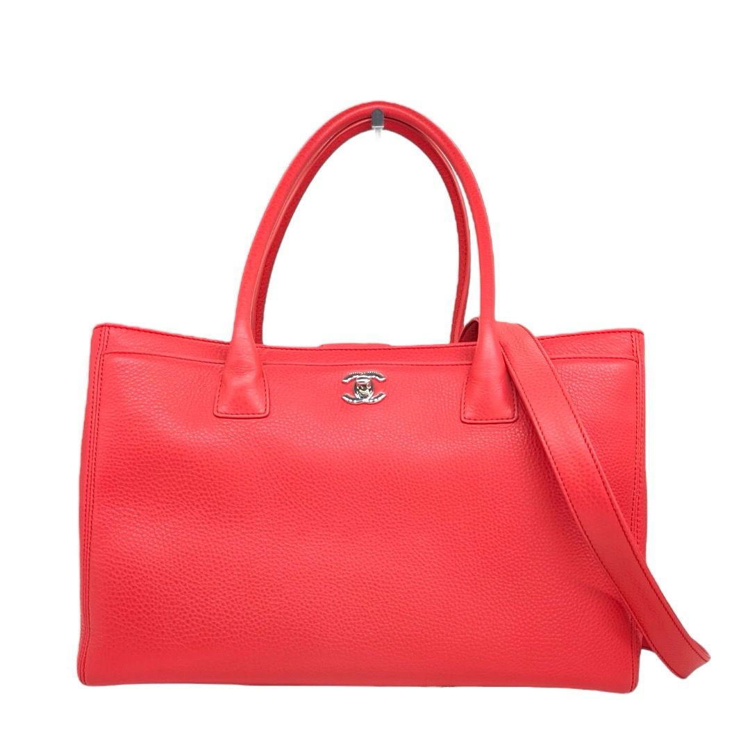 Chanel Calfskin Medium Cerf Executive Shopper Tote