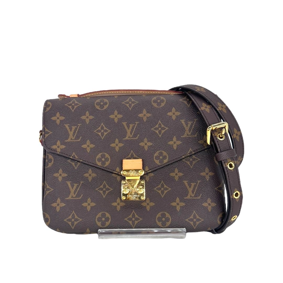 Louis Vuitton Monogram Pochette Metis..