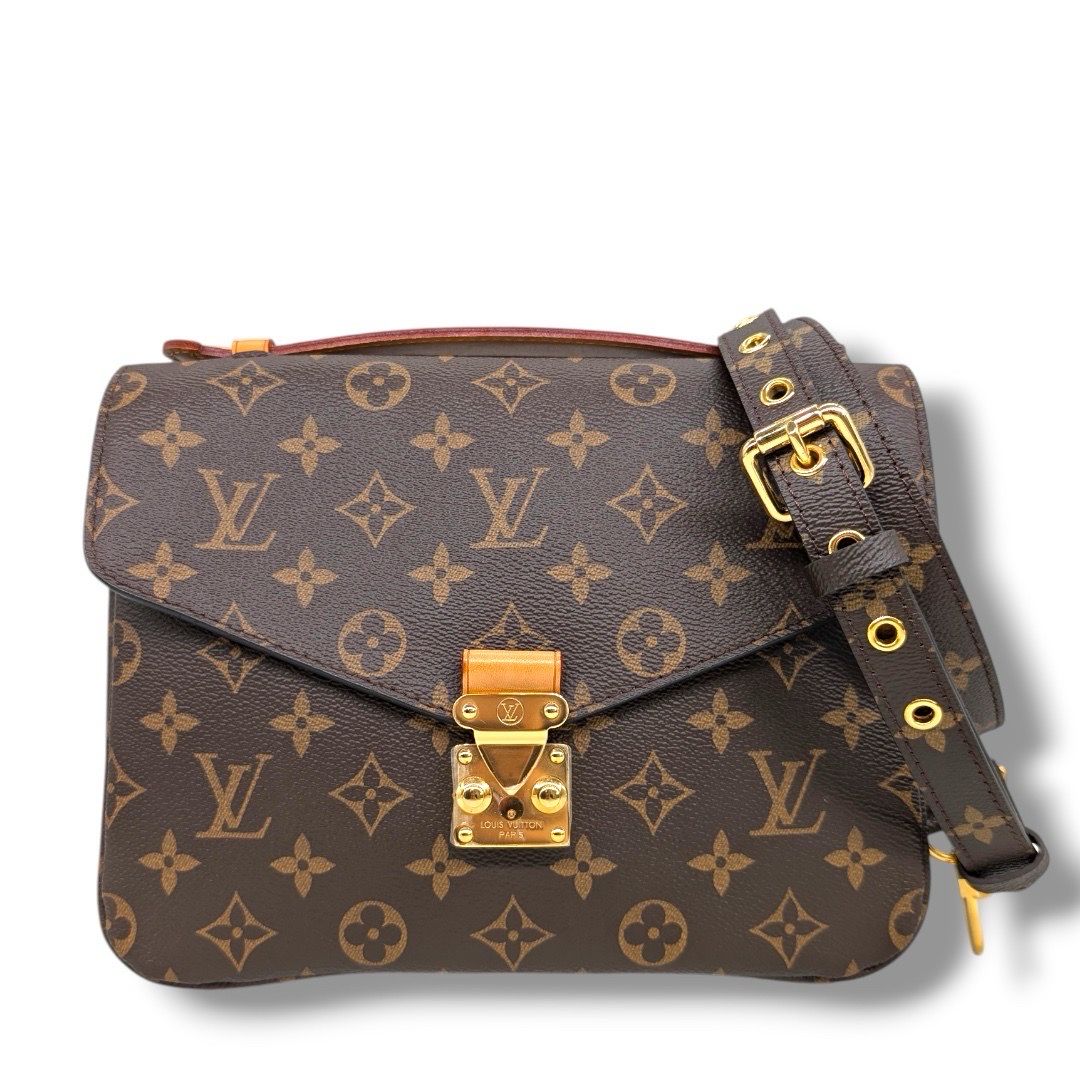 Louis Vuitton Monogram Pochette Metis.......