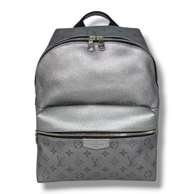 Louis Vuitton Monogram Silver Taiga Discovery Backpack