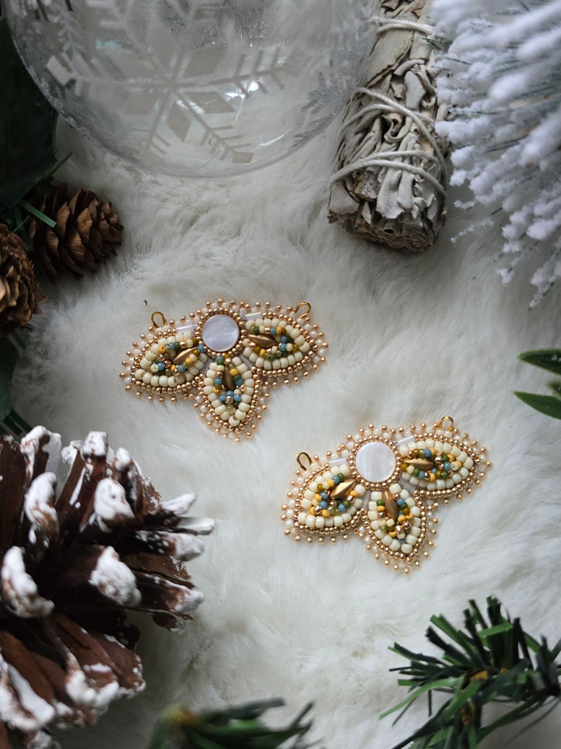 &quot;Winter cedar&quot; half florals
