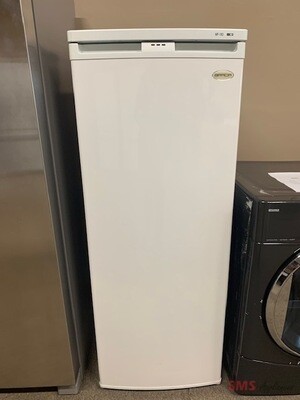 Brada freezer M-183. 6.4-Cubic-Feet Capacity