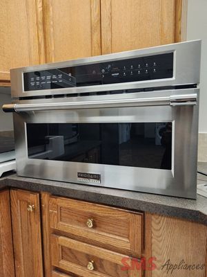 Open Box - Scratch & Dent Frigidaire Professional Built-In Microwave PMBD3080AF(Warehouse Calgar)y
