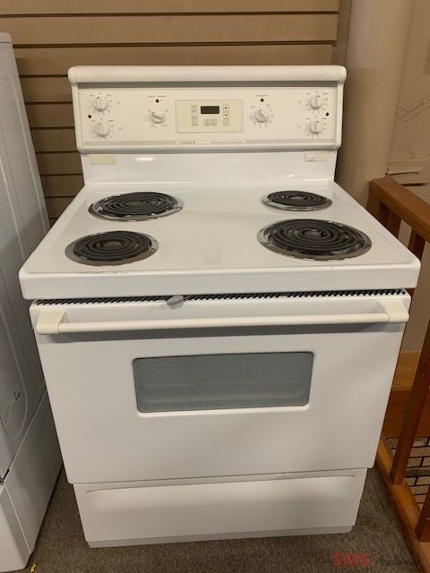 Consept ll coil stove 30". Model: CRSF3200SM.