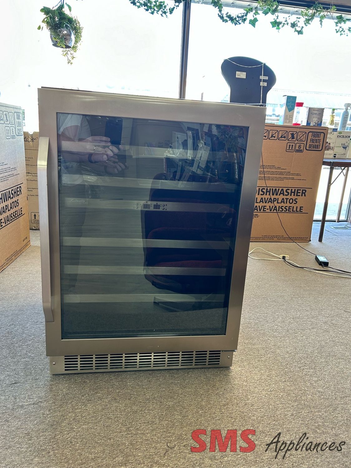 Danby Can Glass Door Beverage Center Compact Fridge DWC153BLSST