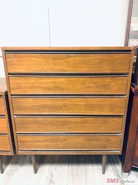 Drawer dresser