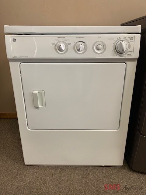 GE dryer. 27in, 5.7 cu.ft. Model: PSXH43ECOWW GE dryer. 27in, 5.7 cu.ft. Model: PSXH43ECOWW