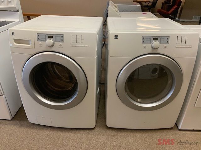 Kenmore w/d set.  Kenmore washer. Model:592-49032. The washer features 10 Wash Cycles, 4 Spin Speeds, 3 Cycle Signals, Extra Wash option and 3.5 Cu. Ft. capacity. Kenmore dryer. Model:592-89032.